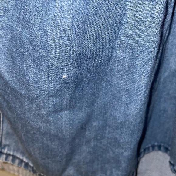 Holding Horses Chambray Button Up with Embroidery Detail Size 2 - Picture 4 of 8